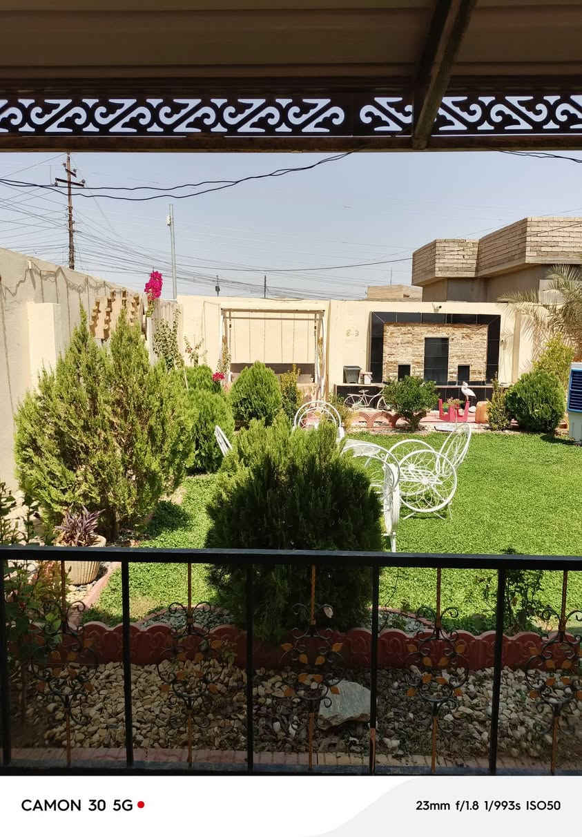 السلام عليكم تريد ترتب حديقتك قبل العيد لا تحتار كادر مميز وسريع وشغل بل  سعر اليرضيك ونضيف اتصل ***********
