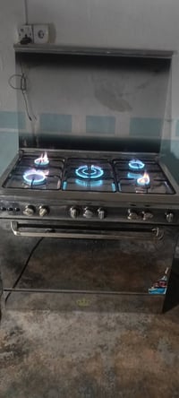 طباخ نضيف حيل للبيع الرقم ٠٧٧٠٠٣٥٢٦٠٨