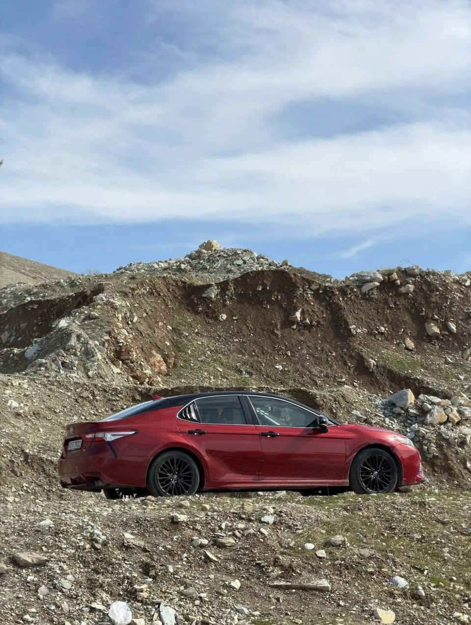 كامري لون احمر للبيع او مراوس معbyd
موديل 2020 رقم اربيل
موصفات se+ اي ئي بلس
فول مواصفات سلايد 
ابواب بصمه تشغيل عن بعد ترحيب
رادار امامي رادار جانبي رادار خط شارع
ثلاث انظمه قياده (ايكو نورمال سبورت)
كشنات جلد
كشنات كهرباء
تحديد سرعه 
تبريد قطعتين
ماشيه ١٥٠ الف
سايد بريك
حادثها فقط جاملغ خلفي سايق بدون دواخل بدون ايرباك بجم كبس
للاستفسار الاتصال
***********
***********
مكان السياره اربيل
سعر خاص او اتصل على الارقام
السياره جاهزه رقم وسنويه كله جديده
