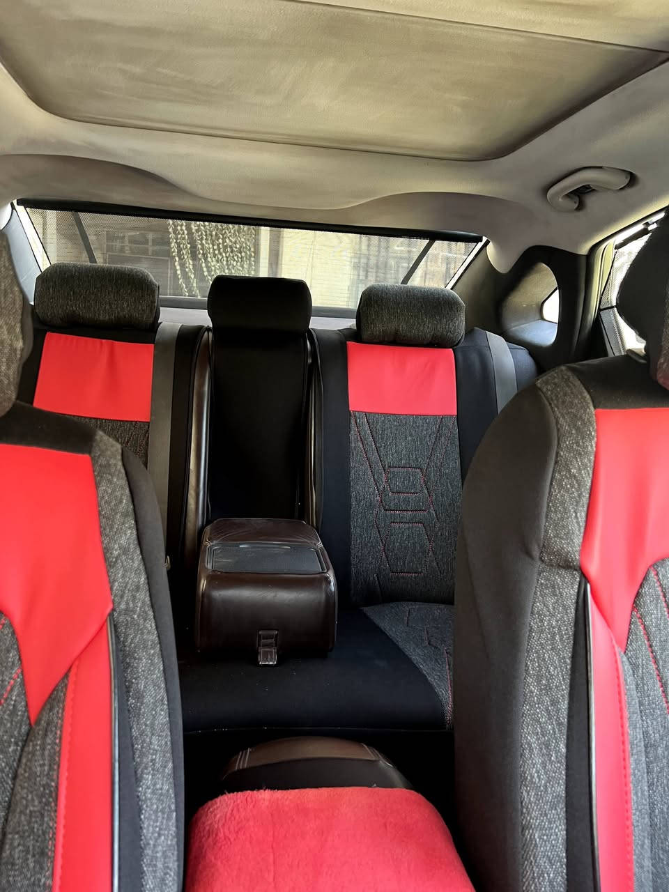 السلام عليكم
للبيع هيونداي ازيرا موديل 2014
لون أبيض صدفي، رقم نجف، باسمي
سنوية وهزة جديد
المواصفات: فول كامل (ما يحتاج أذكرهن)
🔹 السيارة مسويلها صيانة كاملة من كلشي
🔹 كلشي بالسيارة جديد ومال جناي
🔹 السيارة كفالة من ضربة وتبديل (فقط بارد صغير)
🔹 محرك 6 سلندر
🔹 مبدل كازكيت شغل درجة أولى وين ميعجبك افحص
🔹 التبريد ميكانيكي ثلج
🔹 الممشى: 195 ألف كيلو
✔️ السيارة جاهزة على إيدي، تجي تفحص وتقتنع
✔️ الفحص بأي مكان يعجبك
💵 السعر: 133 وبيها مجال حق الجية
📍 المكان: نجف
📞 ***********
