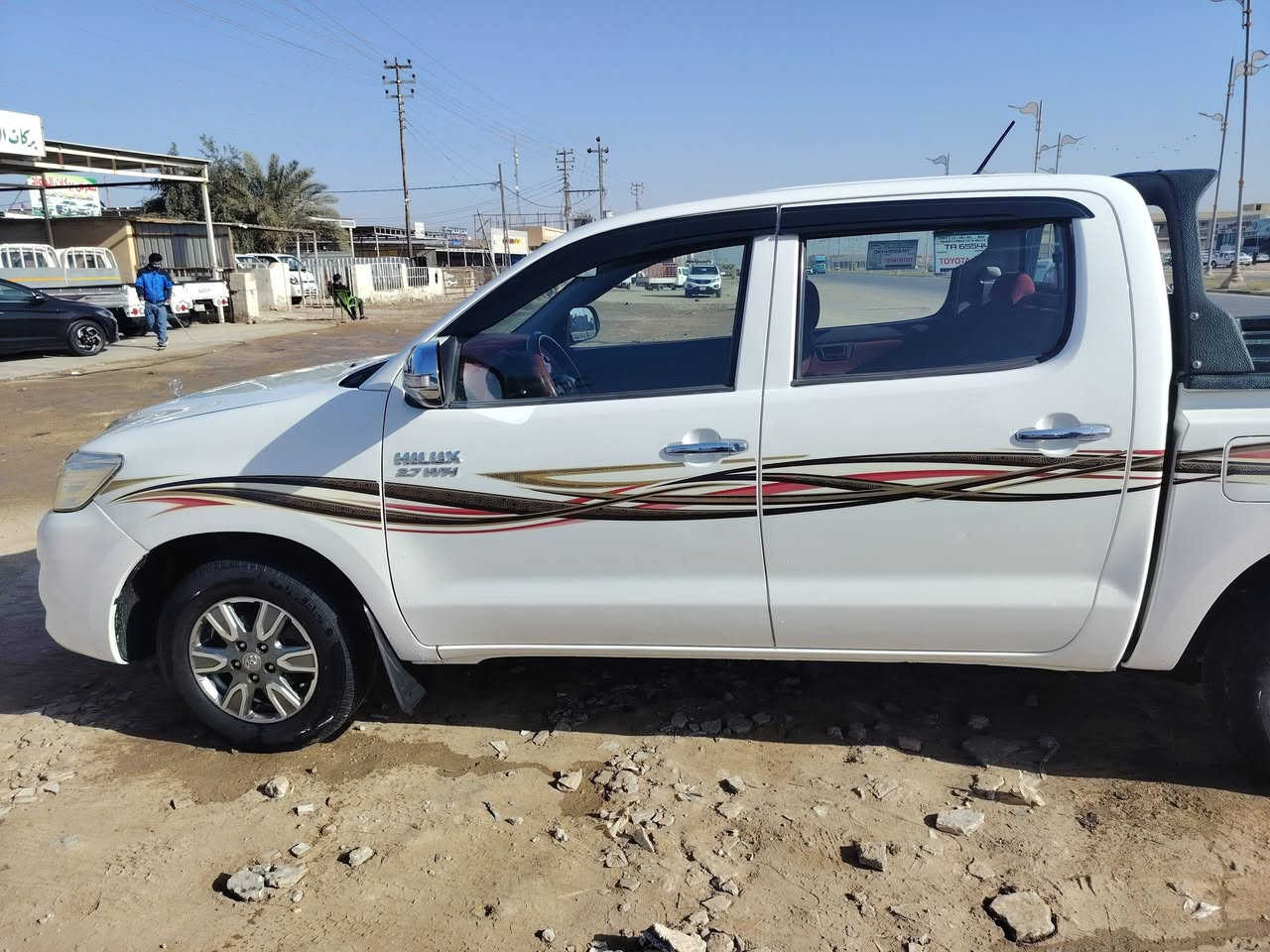 السلام عليكم اخوان تيوتا ٢٠١٤ بيها جاملق امامي رقم سليمانيه انكليزي تريد تحويل تريد وكاله السياره ماشيه ٢٠٠ جديده بمعنه الكلمه محرك مكفول السعر ١٦٧ بيها مجال مكانها واسط الصويره الاتصال ***********
