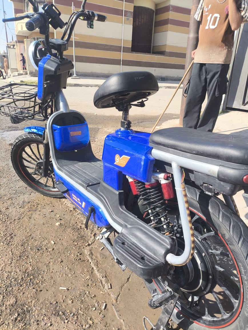 دراجه شحن للبيع
السعر 450الف وبيه مجال 
بطاريه نضيفه جديده الدراجه 
المحموديه 
***********
