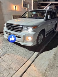 رمضان كريم 🌙 للبيع لاندكروز  2015 سياره زيرو استعمال شخصي ماشيه 29 ألف...