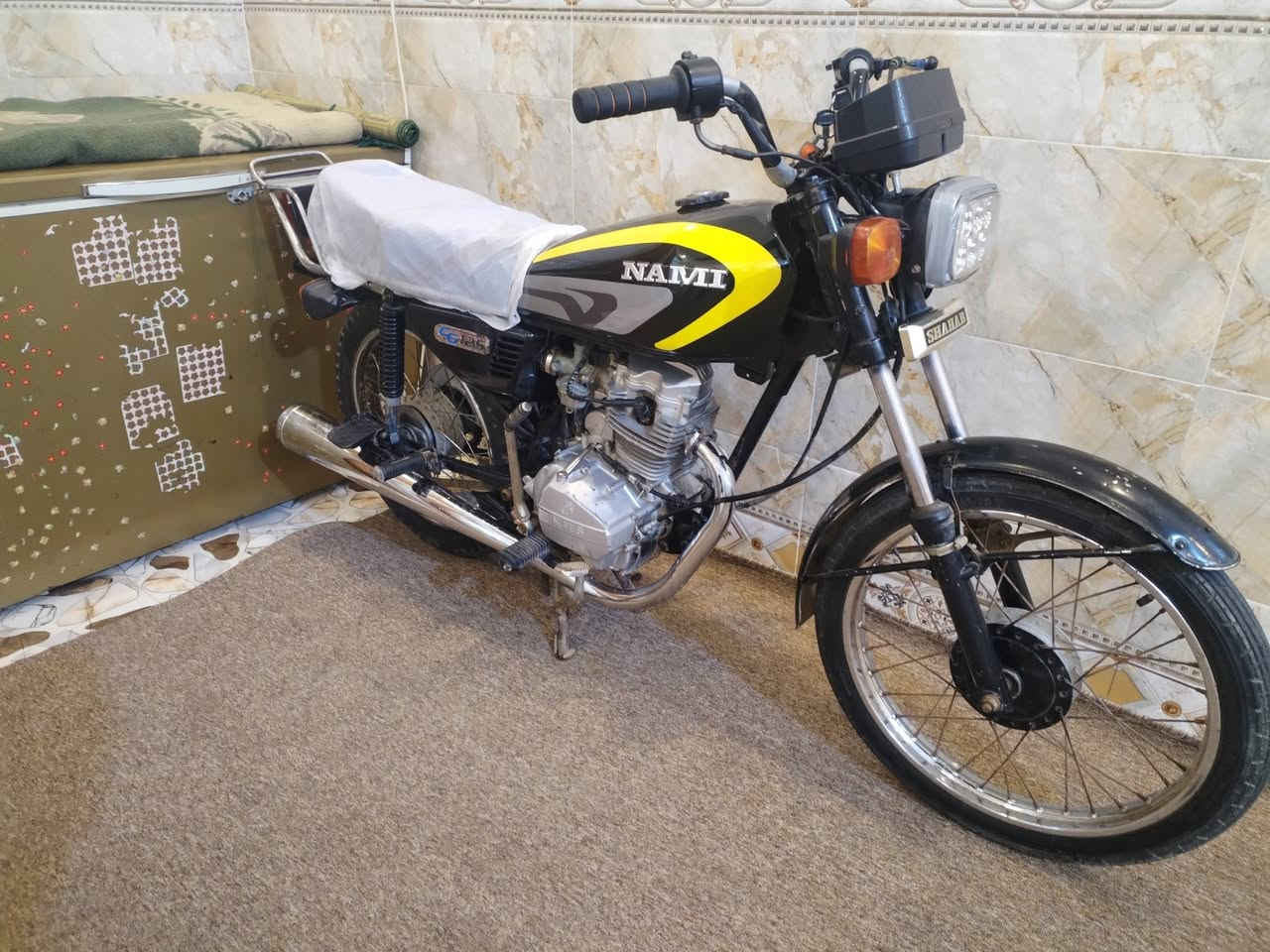 سلام عليكم دراجه لبيع مال يراني نمس ام صغر العنوان عماره سعر 800 وبيه مجال رقم
***********
