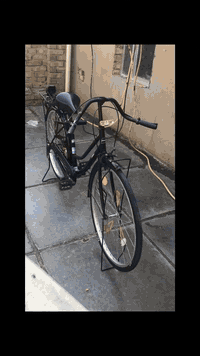 السلام عليكم بايسكل بناتي حجم 26 شركة اوفس موديل 2019 بايسكل حاويه كفالة السعر 115 وبي مجال حك جية مكاني بغداد الشعب ***********
