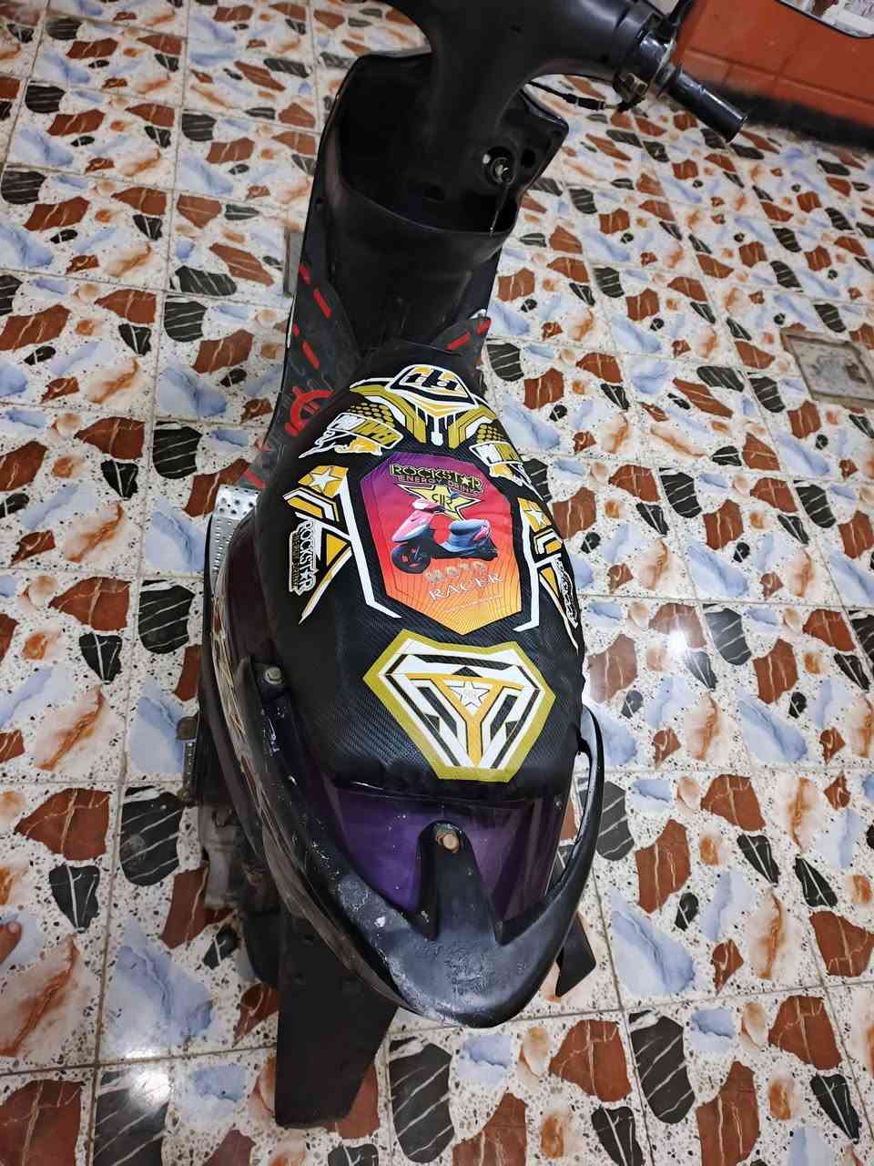 دراجه ماكس عدله شغاله من الطول لطول بوشه  مزوده رياضي 55 دبلات رياضي رافع وصط رياضي  كزوز رياضي دبل ولف سلف رياضي باتري 55جديد الدراجه كامله من كلشي دكه هندر سلف كهرباء كله شغال ماتذب عليه ربع  تزويد شبابي فول الشراي يتصل ماجاوب خاص ولا تعليق ***********العنوان المدينه الهوير
