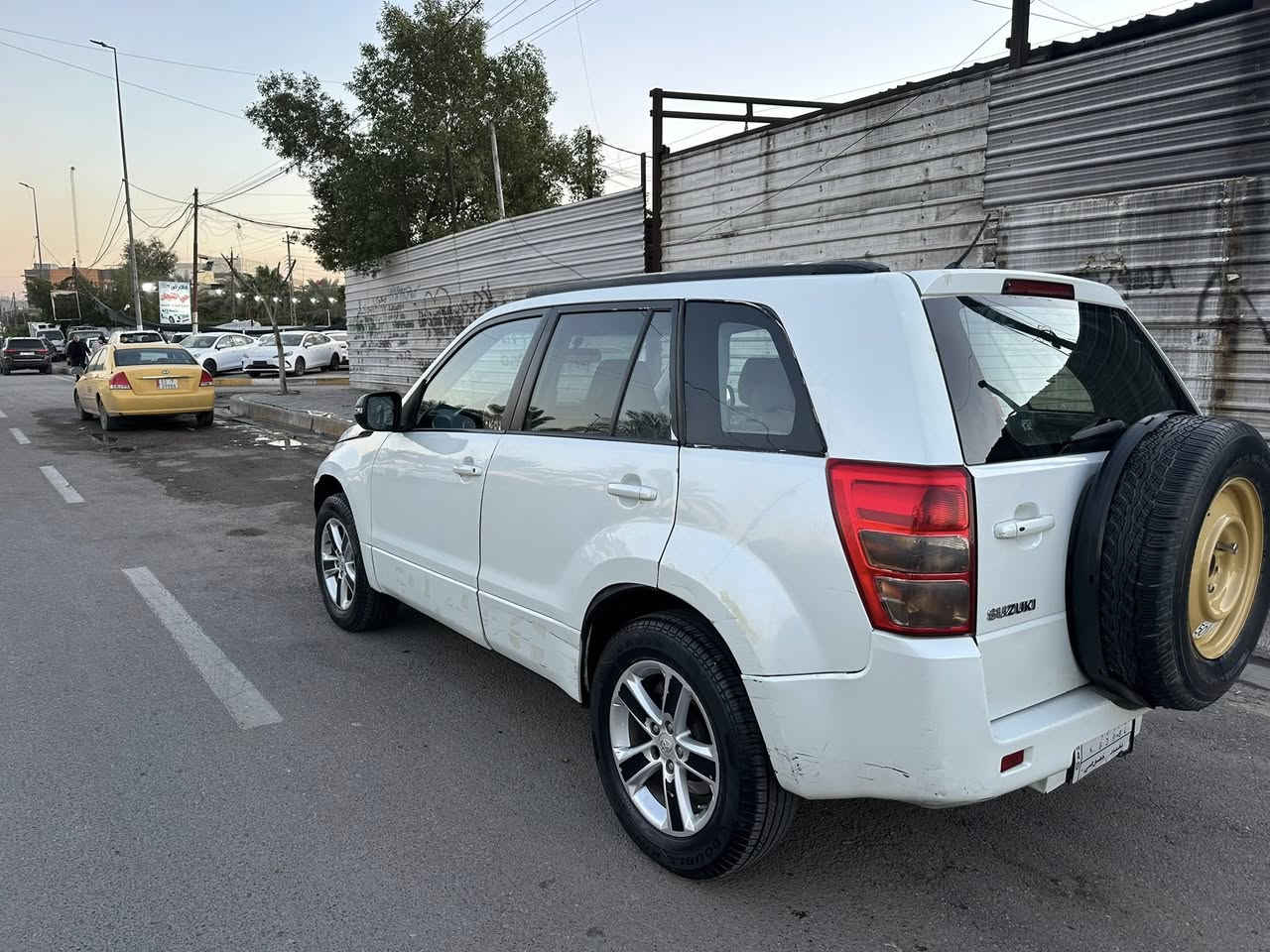 كراند فيتاره 2016 البيع او مراوس بسياره ناصيه 

محرك كير جيد جدا 

السياره كلش حلوه بالعافيه على الي ياخذها 

للتواصل خاص او على الرقم 

***********

@إشارة
