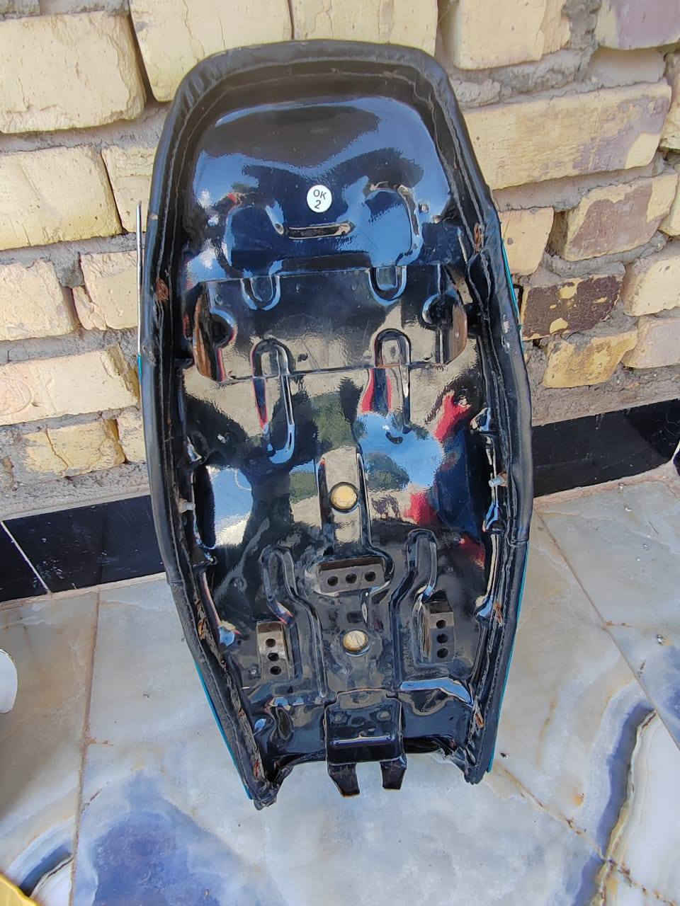 سلام عليكم
غراض نامة اصلي عدا الصينية MKZ

***********
