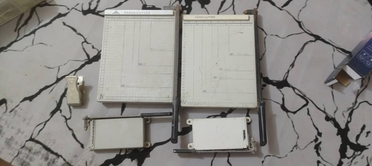 راوترات اثنين وياهن محولة وحدة بس الواحد ب٥ الاف

قاطعات ورق وصور اربع قطع ب١٥ الف +قاطعة سيم كارت ب٥ الاف

زنجيل وبايدار ب١٠ الاف

كاترج حبر ب٥ الاف

٩٠ كيبل مثل يلي بالصورة القطعة بربع دينار

قطع ماسكات جام سكيورتي ب١٠ الاف

قواعد شيال بردة زيبرا تقريبا ١٣ قطعة ب١٠ الاف

مكاني حي الشهداء


**إذا كنت صاحب هذا الإعلان وتريد حذفه لأي سبب، رجاءا أرسل رسالة إلى الدعم الفني**