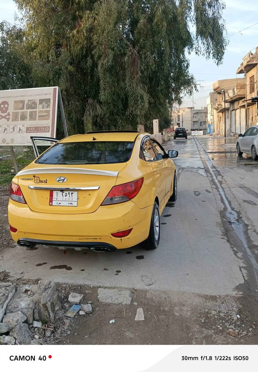 سلام عليكم
اكسنت مضلع 2011 
فول مواصفات فتحه سقف كشنات هيتر 
كير شرط محرك علفحص 
طخمها كلو جديد السياره طبه 
عليها سستم سمعات ومضخم 
ضررها باب النفر مبدل وباب الوره بي طخه كدام العين 
***********
