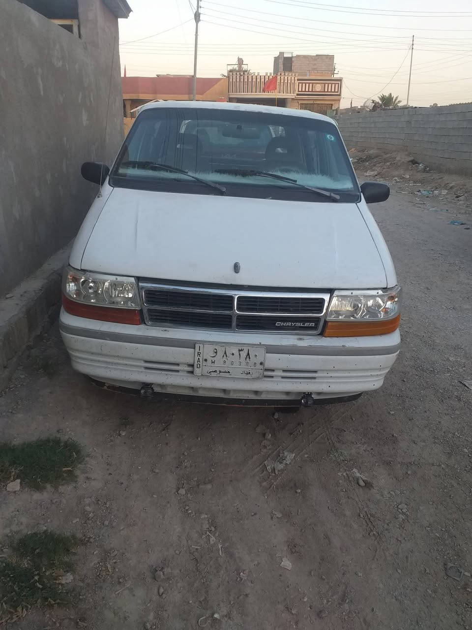البيع دوج ٩٢ بغداد رقم انكليسي راح يكمل سنويه جديده ٧ راكب محرك كامري كير اتوماتيك بسعر٣٣ الهاتف***********
