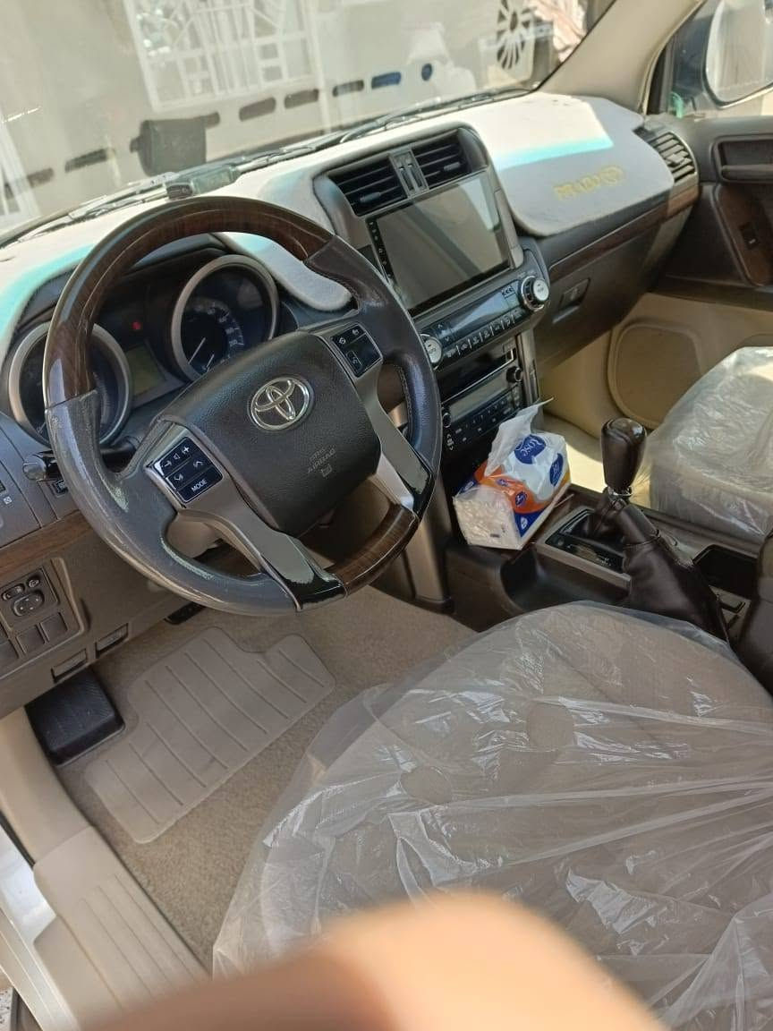 سلام عليكم من رخصت مديرالكروب ابرادو موديل 11ماشيه 170 رقم بصره كفاله عامه 6اسلندر فتحه سقف دبل تانكي ماني البصره ***********
