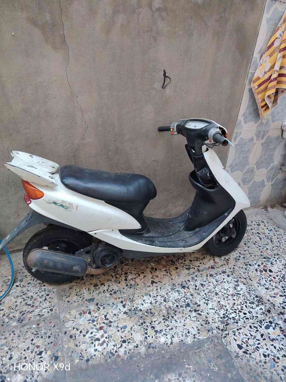 دراجه عصفوريه السعر 250 وبيها مجال مكاني بغداد حي العامل
***********
