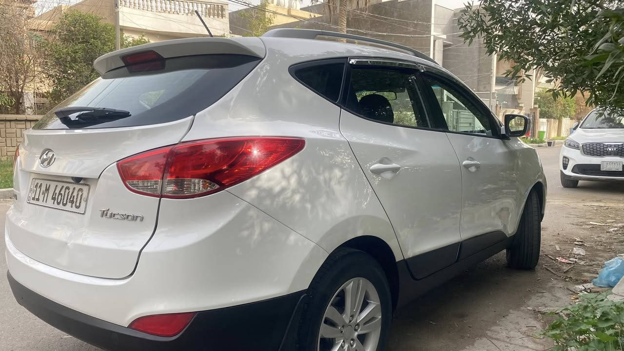 توسان خليجي 2014 محرك 2400 بااسمي رقم بغداد بيه خمس قطع صبغ شرط بدون دواخل السياره خير من الله السعر 126 مكان السياره الاعظمية سبع بكار الاتصال على الرقم ***********
