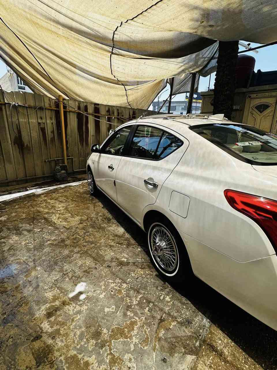 سني هندي للبيع موديل 2025 ماشيه ٥ الاف عنوان الاعضميه رقم الهاتف *********** بيها ضربه بل جاملغ السايق ممصلحه
