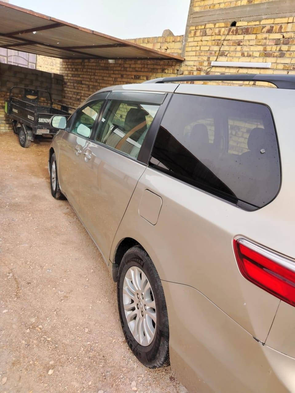 السلام عليكم...
مكلف بالنشر
للبيع مستعجل
2017 XLE
السعر.. 195  وبيها مجال...
للتفاصيل الاتصال على الرقم

***********
