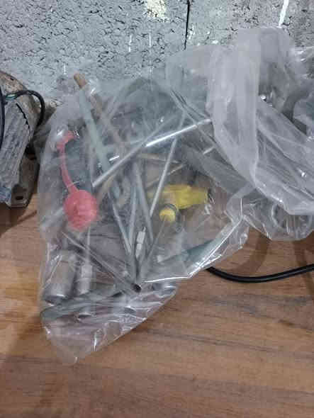 يعلن مزاد نشوان الشمري عن وصول بضاعه استعمال قليل العنوان خلف المستشفى بلدروز العام ع الرقم ***********
