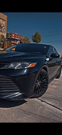 كامري LE 2018 كلين بێ دعم و بێ سبخ ره نك:-ره ش ريفه جون:-141 هزار mil ...