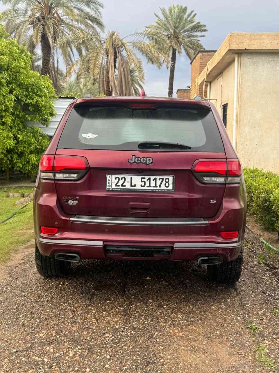 جيب خليجي S 2020 
مكفولة من الدعامية للدعامية 
مواصفات S معروفة 
كشنات كهرباء 
تبريد قطعتين 
فول تحكمات 
سقف بانوراما
نقطة عمياء 
حساسات امامية و خلفية 
و باقي مواصفات ال S المعروفة 
تخم تايرات جديد قبل يومين شاده 
و الصدر مشتغلة جديد برمضان 
سيارة جاهزة من كلشي 
ماشية اقل من ٦٠ ميل 
السيارة بأسمي سنوية 
السعر 350 و بيها مجال 
للاستفسار *********** بغداد, العراق
