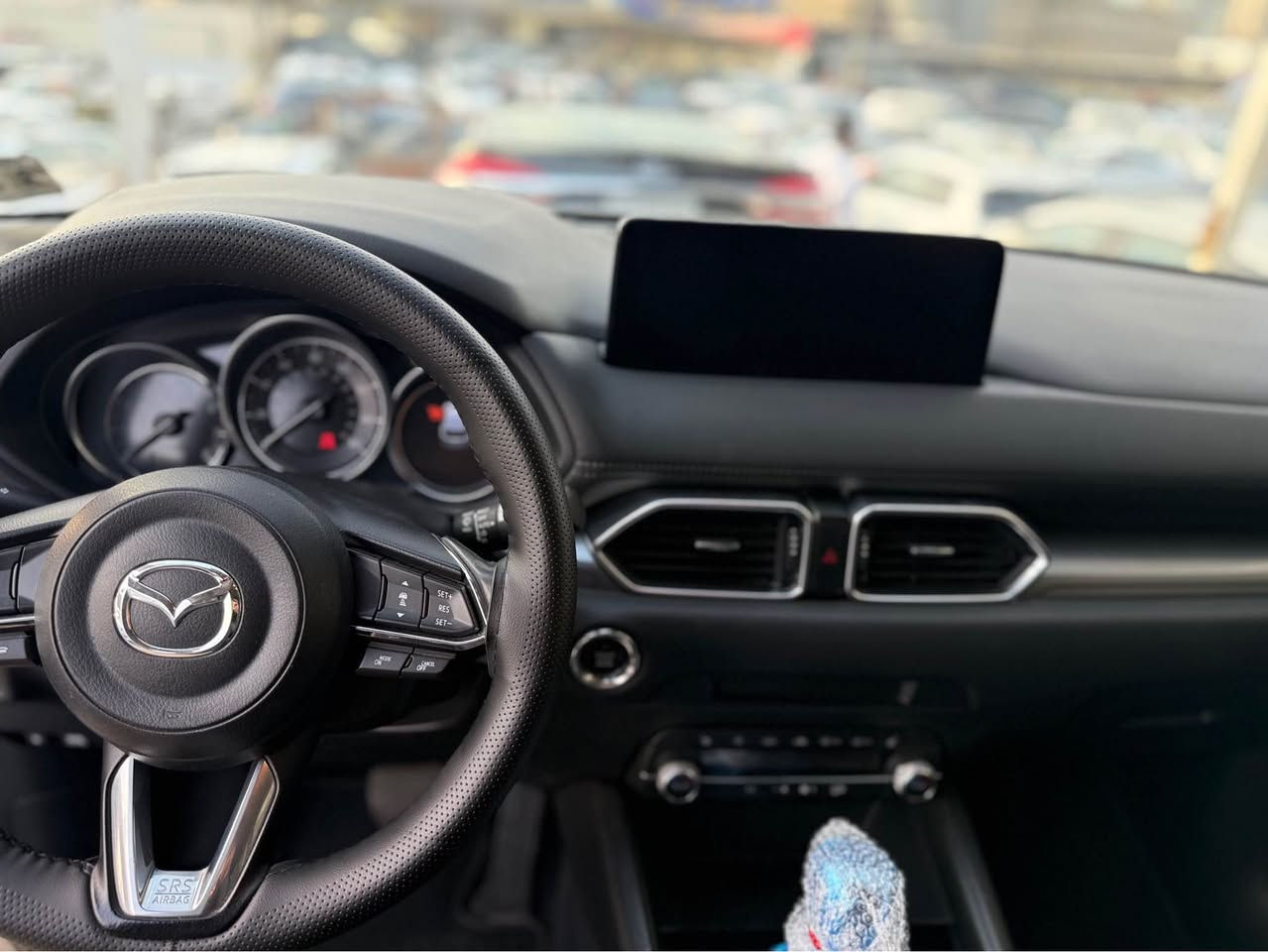 بسمالله الرحمن الرحيم 

مازدا cx5 prferd2022
كوشن جلد 
كوشن هيتر 
دةرگا جةگ 
كامل رادار 
دةبل اكسل 
مكينة ٢،٥ بئ توربوو مرخوب 
ويل تاية گةورة 
هيچ ارباگ نةتةقيوة 
بونيت بوياخ بئ ناو گرتن 
رةقةم سلماني جاهيز 
نرخي ١٦٧ ورقة مجاليكي كةم 
ژم شاصي.  JM3KFBBM7N0558199

0770 152 5035      

0770 151 9905 السليمانية, العراق
