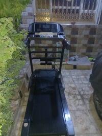 جهاز جري استخدام منزلي نضيف جدا وزن يتحمل ٢٠٠ كيلو أوزان ثقيله نوع يطا...