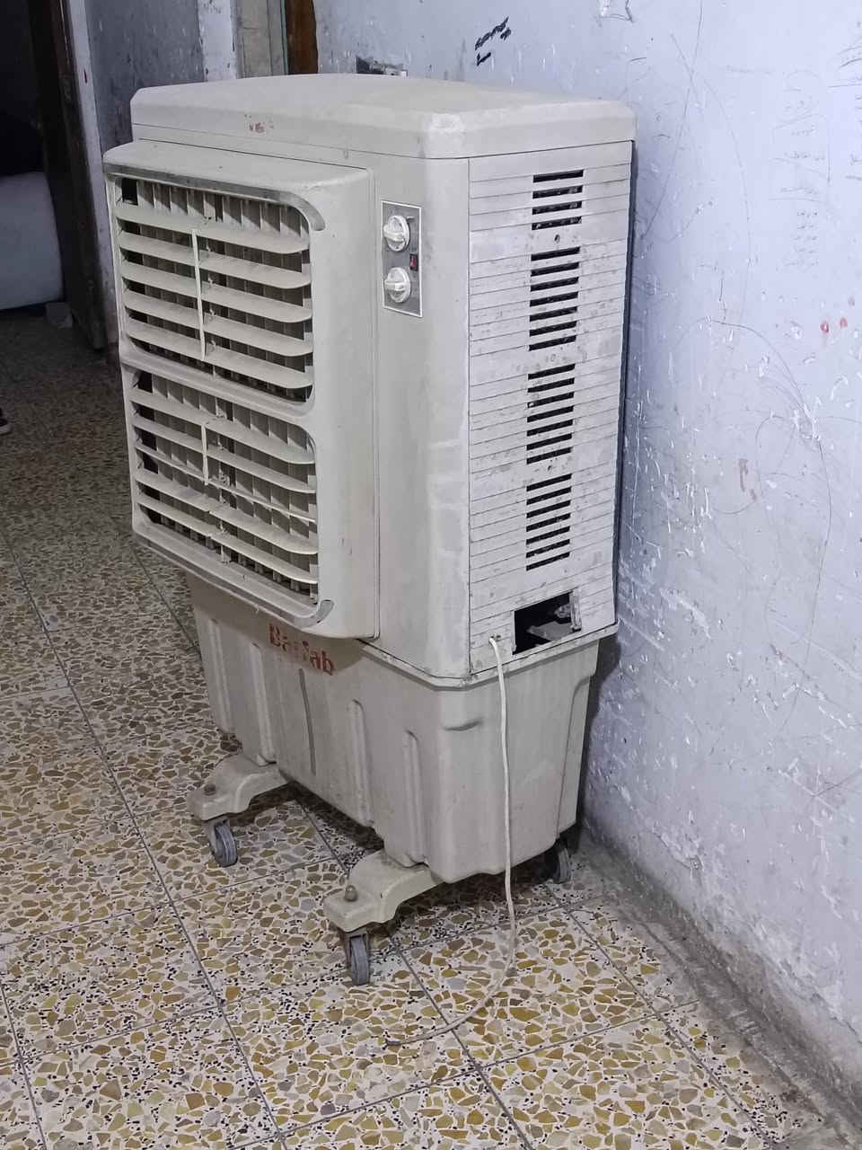 للبيع مكاني بغداد جميلة *********** السعر 50 الف
