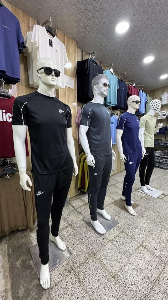 #تراكسود رياضي ماركة #نايك 
#السعر  14,000 فقط 🔥🔥
#القياسات  L- XL- 2XL- 3XL
#العنوان 📍 #طوزخورماتو 🗽 داخل السوق الكبير 🚦بناية مصرف التقاعد القديم 🏦 قرب الفرع الثاني لبيت العطور
  ***********   #واتساب
