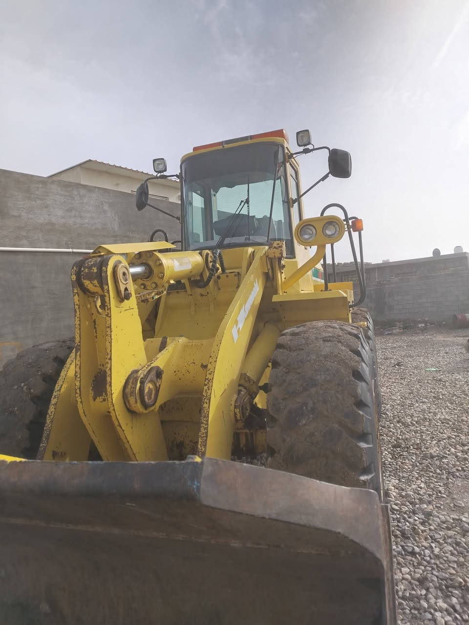 شفل كاوسكي للبيع حجم ٨٠ محرك نيسان ليبر دهن مديل ٢٠٠٢ كير ومحرك بلادي ممامفتوح عقل تبريد بلادي تخم تاير للاستفسار ***********
