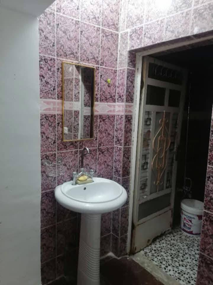 السلام عليكم مكتب عقارات الشمس  مقابيل المستشفى التركي !!!
                         بإدارة ((أحمد الگريطي))
                    
   ☎️*********** 

                            ***********             

🏠 شقه للايجار تحتوي على غرفه وكليدور ومطبخ ومجمع صحيات دار معزول ومنطقه راقيه 

⁦^⁠_⁠_⁠_⁠_⁠_⁠_⁠_⁠_⁠_⁠^⁩⁦(⁠✷⁠‿⁠✷⁠)⁩⁦(⁠✷⁠‿⁠✷⁠)⁩⁦^⁠_⁠_⁠_⁠_⁠_⁠_⁠_⁠_⁠_⁠^⁩

🌎 الموقع الكرامه خلف كلية المستقبل سابقاً 

⁦^⁠_⁠_⁠_⁠_⁠_⁠_⁠_⁠_⁠_⁠^⁩⁦(⁠✷⁠‿⁠✷⁠)⁩⁦(⁠✷⁠‿⁠✷⁠)⁩⁦^⁠_⁠_⁠_⁠_⁠_⁠_⁠_⁠_⁠_⁠^⁩

💸💰 قيمة الإيجار 300
