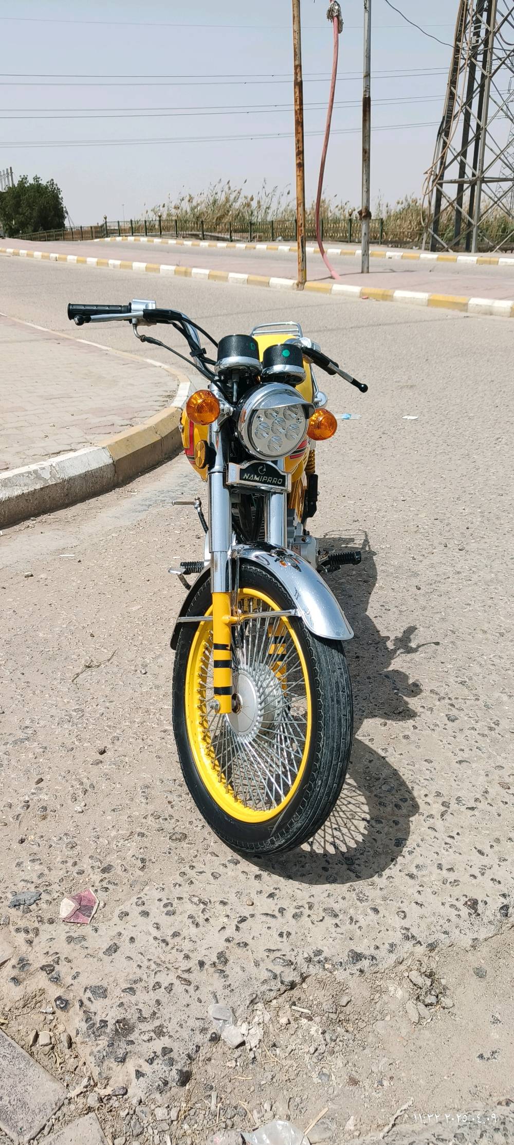 السلام عليكم ✋🏼✋🏼 
وينه الي يدور جديد 
للبيع - ✨✨
دراجه- نامه برو غطاس    🏍
موديل 2022   ✨ (طالعه بل 2024 شهر 7 )
دراجة - جاهزه كهربائيات كلها شغاله ✨
تخم تاير جديد✨
ادامه كامله توني مسوي 
شلعه و معدل فول دراجه
 سنويه و رقم باسمي رقم نجف✌🏼 
مكاني - النجف الاشرف/كوفه شارع سهله 🌛
سعر - 1,350,000
رقم الموبايل*********** - 📱📱