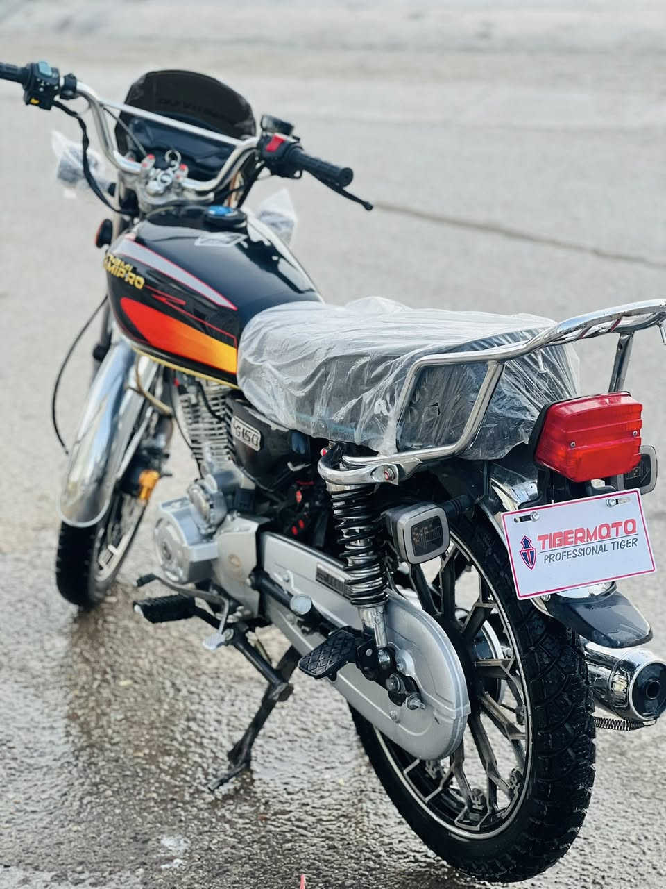 دراجه نامي برو للبيع موديل 2025 سعر 650وبي مجال رقم ***********
