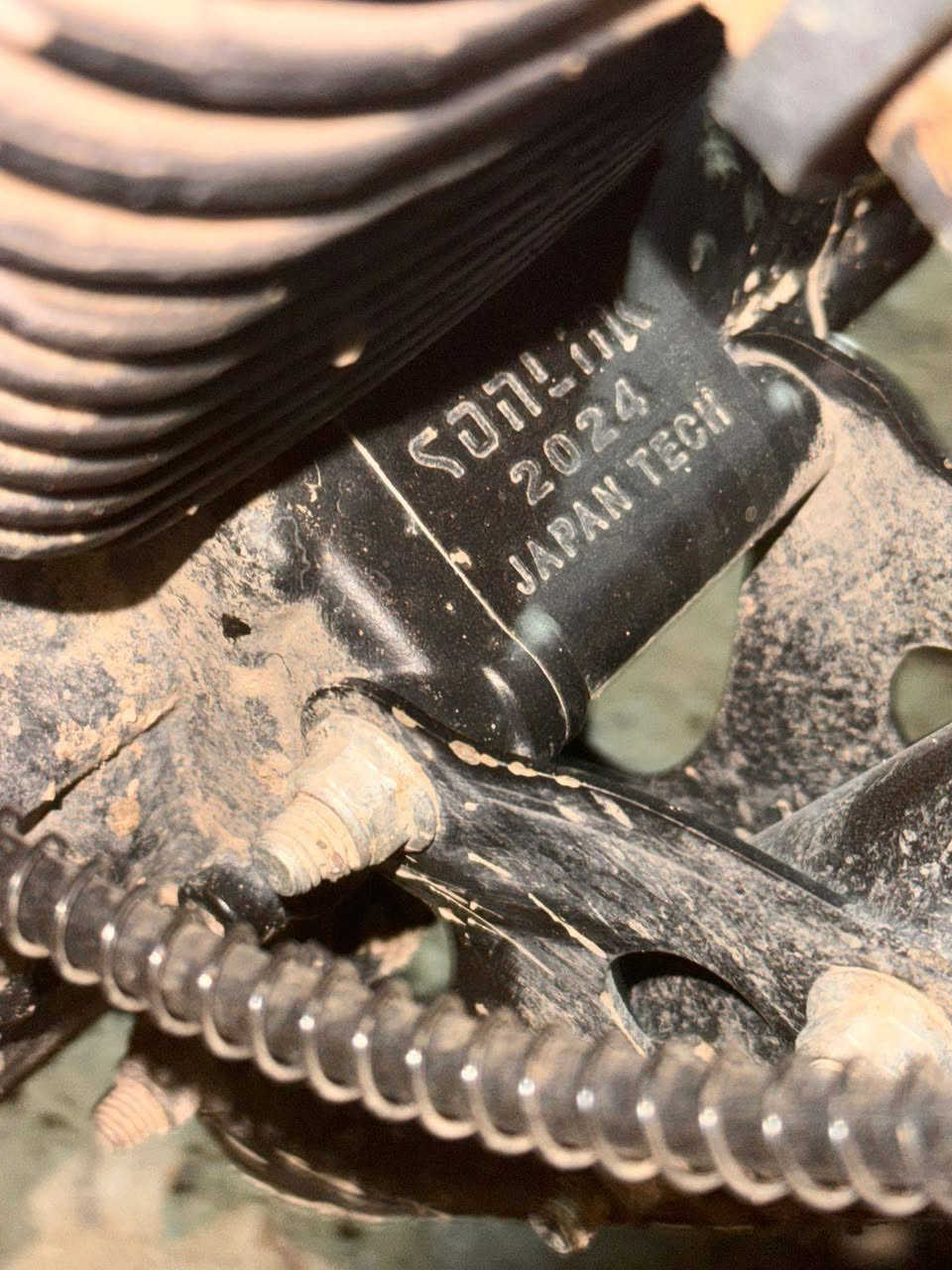 سلام عليكم سولنك ماكس للبيع دراجه زيرو بعده على وضع الشركه موديل 24نكره سلف كهربائيات كله شغاله بيه لايت زنون يعمي العين أوراقه كامله اصوليه الدراجه هيه واكسسواراته مع صندوق 950 بيه مجال مكاني بغداد غزاليه رقم ***********
