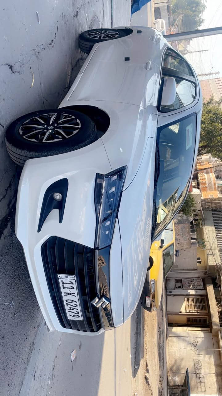 السلام عليكم
سوزوكي دزاير هايبرد موديل ٢٠٢٦ حرة باسمي رقم بغداد تحويل مباشر استلام شركة الصادق بالجادرية ضمان ٥ سنوات او ١٠٠ الف كيلو مكفولة من كل شي فول مواصفات مغلفة السيارة من الداخل بالكامل درجة اولى 
المواصفات
- [ ] بصمة
- [ ] مرايا كهرباء شفط
- [ ] حساس خلفي
- [ ] كاميرا
- [ ] شاشة كار بلي 
- [ ] رادار ٣٦٠ درجة
- [ ] مانع انزلاق
- [ ] لايت الامامي ٦ عدسات زينون
- [ ] لد نهاري زينون
- [ ] بلوجكتور زينون
- [ ] بك لايت لد
- [ ] تبريد شاشة
- [ ] حجم المحرك ١٢٠٠
- [ ] ماشية ٤٠٠٠ الف كيلو 
- [ ] السعر ١١٦$ وبيها مجال بسيط ان شاءالله 
- [ ] مكان السيارة بغداد الشعب
- [ ] للاتصال *********** يوجد واتس اب بغداد, العراق
