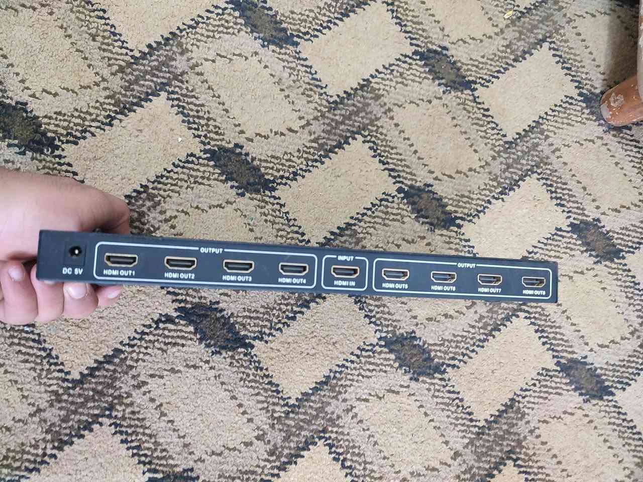 يفيدك جماعت بيسي او كامرات  تكدر  تشغل اي شي على 8 شاشات بمصدر واحد


**إذا كنت صاحب هذا الإعلان وتريد حذفه لأي سبب، رجاءا أرسل رسالة إلى الدعم الفني**