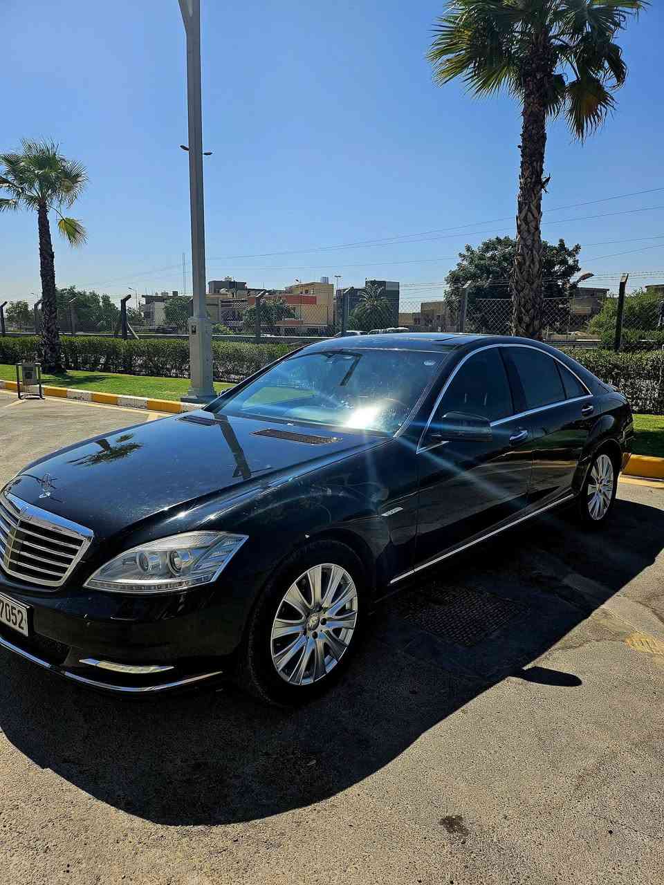 مارسيدس s350 موديل ٢٠٠٩ محدث ٢٠١٣ رقم اربيل باسمي هزه وسنويه جدد سياره خليجيه بيها بنيد وجاملغ كلير فقط مواصفات فول رادار ناظور ليلي جكات تصعد وتنزل ابواب وجنطة شفط فتحه كشنات تدفأه تبريد وكهرباء بردات كهرباء وبعد مواصفات.
العنوان / بغداد الغزالية

للاتصال/ ***********

