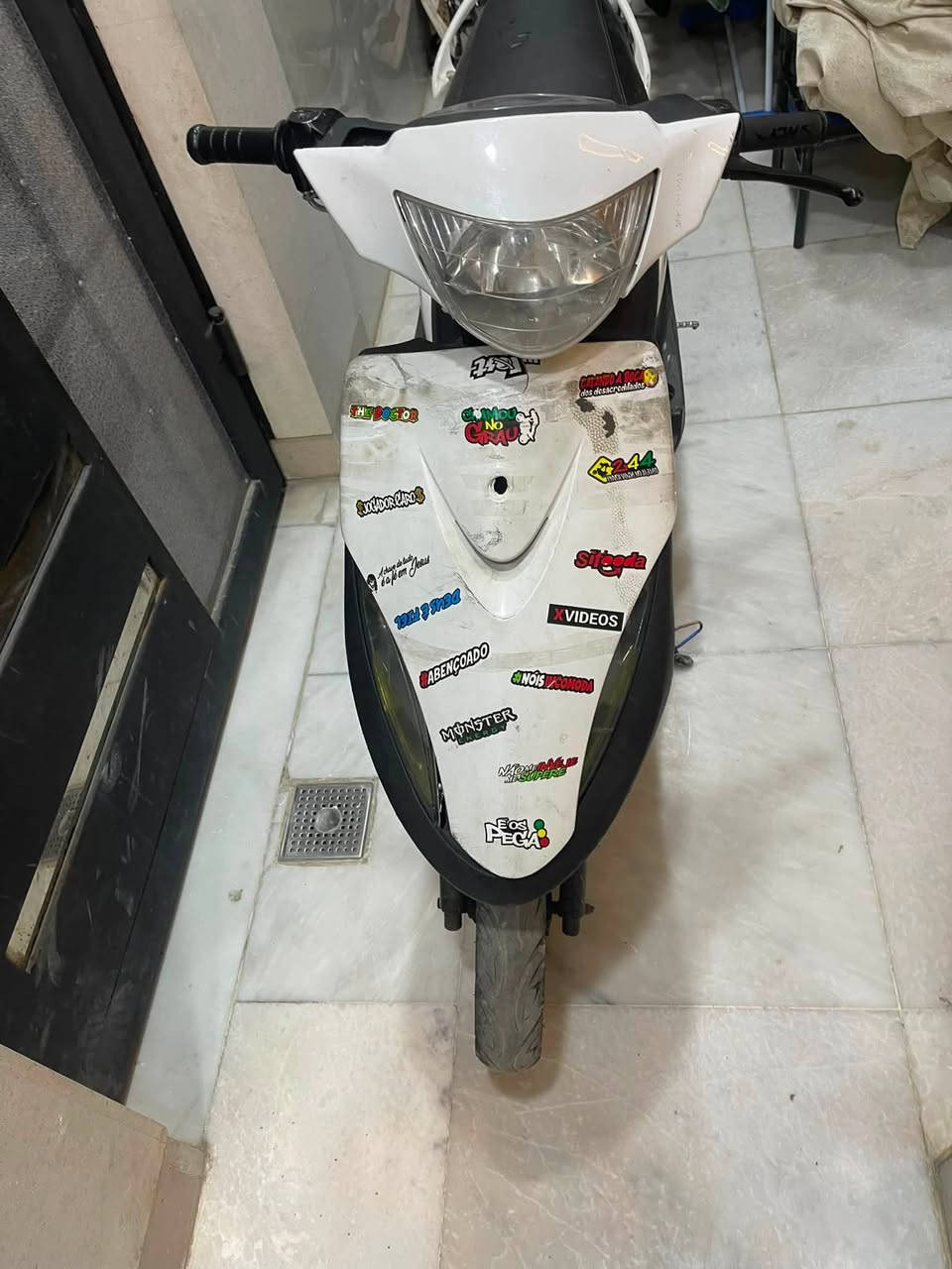 سلام عليكم دراجه ماكس عدله دراجه تخبل 
مكينه 49 خرسه ما مفتوح بيه برغي جيب فيتر وتعال مكينه رنبه رنبه رنبه 
تشتغل بس هندر سلف ما ينشغل قطع بل ضفيره صاير 
دراجه خير من الله السعر 500 وبيه مجال للطيبين مكينه رنبه رنبه عنواني بغداد زيونه رقمي ***********
