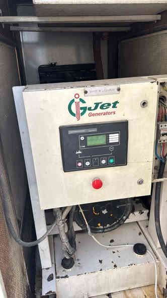 مولد بيركنز انكليزي 3سلندر راس توليد بلادي فرنسي لوري سمر 32كيفي مولده على وضع  الشركة لاصرف لأ بخار على الحمل والظمان كاتم 100/100 بغداد تاجيات ***********
***********
