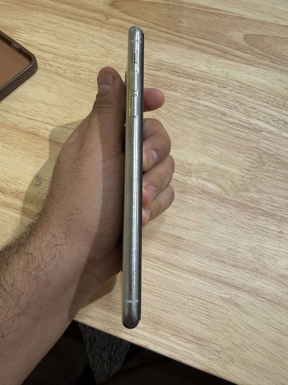 ايفون ١١ بروماكس ٢٥٦ كيكا
اخذتة جديد قبل كم سنة
نضيف جداً
دبل سيمكارد
كلشي بي شغال واستعمالة بسيط جداً
مبدلة بطارية فقط نوع اصلي احسن من الي جانت بي
نموذج M
السعر 350 الف
للتواصل ***********
المكان البصرة ساحة سعد
