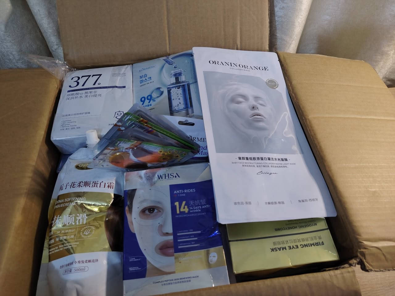 كارتون قناع وجة عناية 283قطعة سعر الباكيت الف ونص
كل باكيت يحتوي على 10قطع 8قطع،6قطع حسب


**إذا كنت صاحب هذا الإعلان وتريد حذفه لأي سبب، رجاءا أرسل رسالة إلى الدعم الفني**