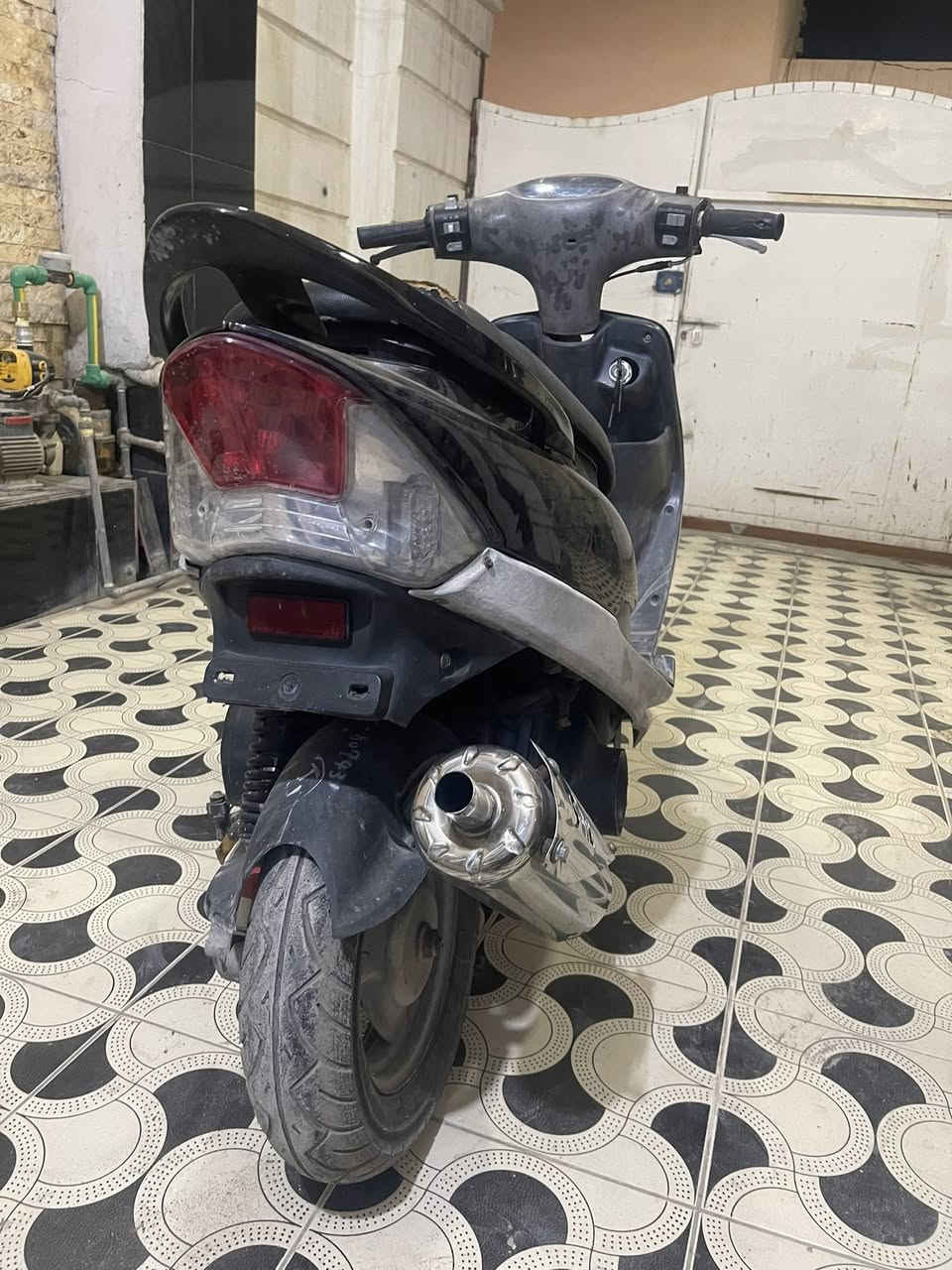 ماكس منغولي للبيع بوشه49بلادي
كهربائيات كامله دراجه شلعه ومعدلها حلو نكره سلف نكره هندر الدراجه كامله شغل واطلع مكاني بعقوبه التحرير 

للاستفسار خاص اورقمي***********واتس اب هم موجود
