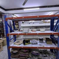 رفوف للبيع 07877548913