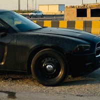 ويل بوليسي • تشارجر • قفل