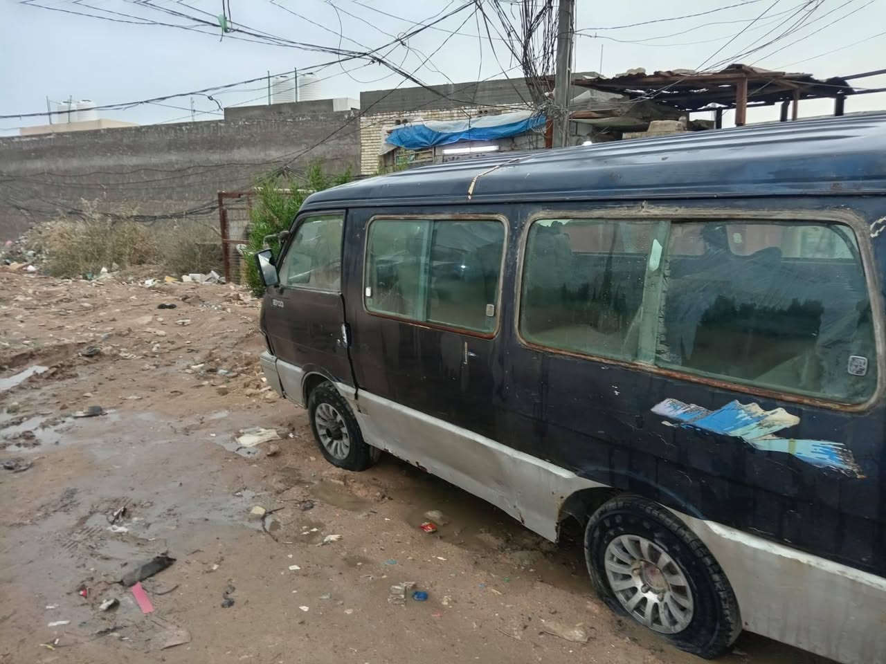 كيا بستا كير نضيف مكينه نضيفه حداديه زينه ماندل راعيه اتكفل من سرقه والعشاير ***********
