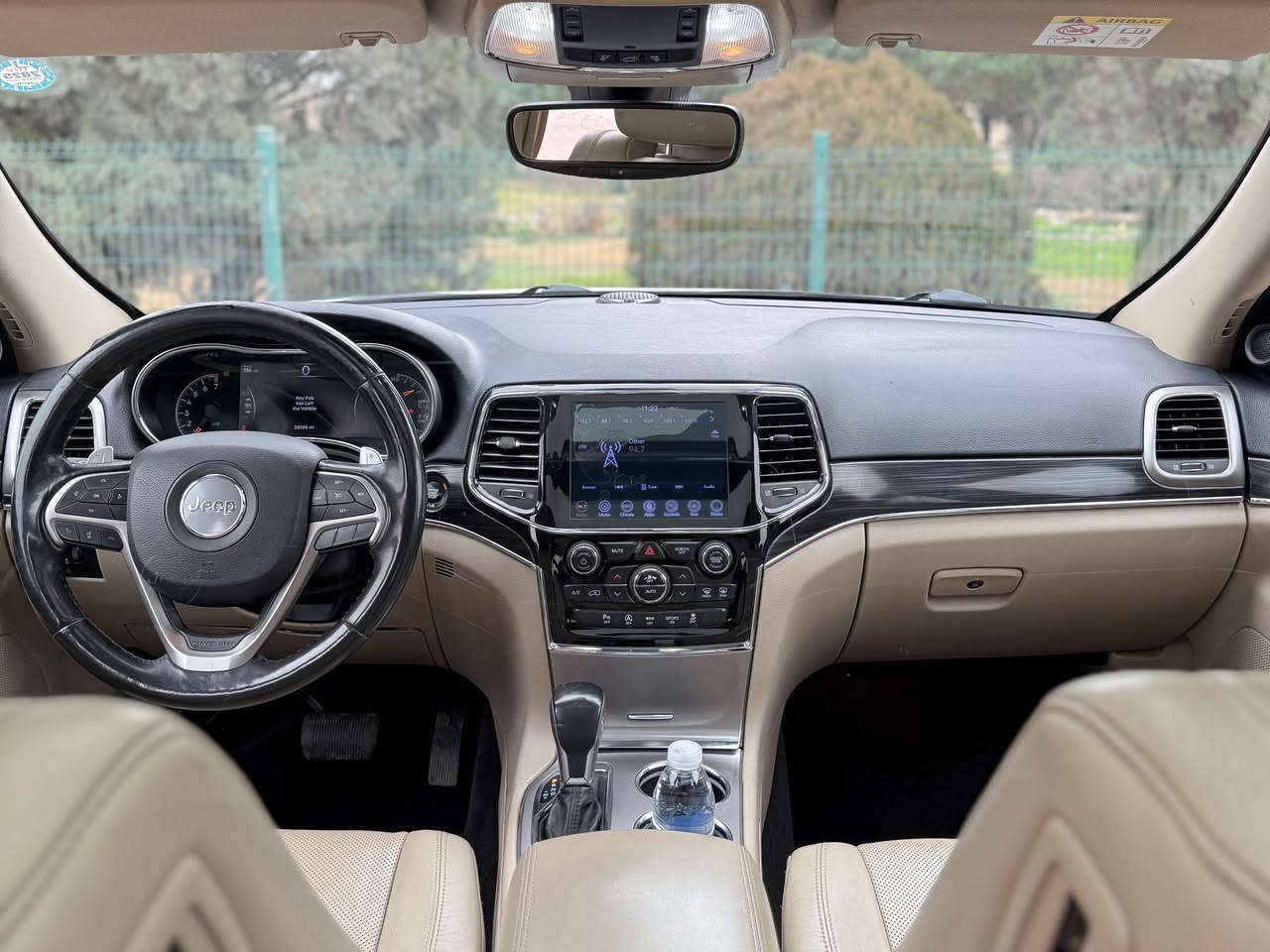 ‎جيب موديل 2019 مواصفات ليميتد بلاس 3 شاشات 
‎السيارة خليجية شركة اربيل , ماشية ٥٨ الف ميل 

السعر 💰 // ( $278 ) و ب مجال قليل 
الهاتف ☎️ // 7503021734 ر.م او واتساب
مكاني 📍• " اربيل "

المواصفات ( LIMITED PLUS ) فول ١/١ :-
‎- ٣ شاشات
‎- بانوراما
‎- فورويل ٤*٤
‎- رادارات مراية و خلفية 
‎- كراسي جلد تدفئة و تبريد 
‎- كراسي خزن
‎- تدفئة ستيرن
‎- حساسات خلفية و أمامي 
‎- صندوق كهرباء 
‎- بلاجكتور
‎- سيستم صوت ٩ سماعات 
‎نظام Eco - Sport- comfort -Auto break - Auto star

# سيارة خليجي بس بيها شبر بارد و شبرين صبغ ب باب سايق باقي سياره كفاله كير محرك بشرط


**إذا كنت صاحب هذا الإعلان وتريد حذفه لأي سبب، رجاءا أرسل رسالة إلى الدعم الفني**