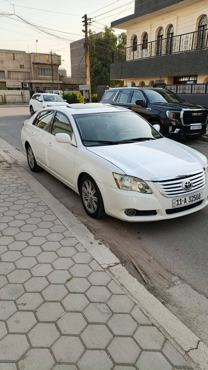 سلام عليكم
للبيع تيوتا افلون 
موديل 2007 فووول LIMITED واحد ع واحد 
بيها قطعه صبغ فقط بدون داخل 
وبيها كارت بلجاملغ الخلفي

6 بصمات 
سلايت روف 
تحكم استيرن جهتين 
كروز سرعه 
كشنات كهرباء تبريد تدفئه 
برده خلفيه
كامره خلفيه 
داخل صاج 
لايت زنووون 
محرك كير تمام  محرك بي صوت راجز بدايه التشغيل
تبريد ثلج
تبريد قطعتين 
صدر تمام 
تخم تاير ويل كب 17 
السعر 115 وبي مجال 
مكان السيارة بغداد حي الجامعة 
***********
***********
