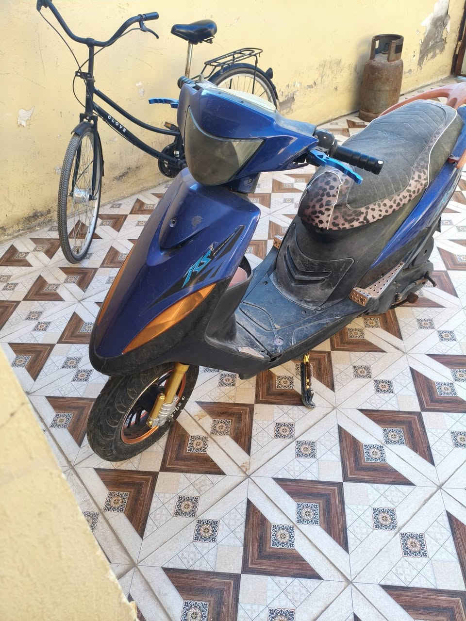 ماكس عدلة للبيع للاستفسار ***********
مكاني بلدروز
