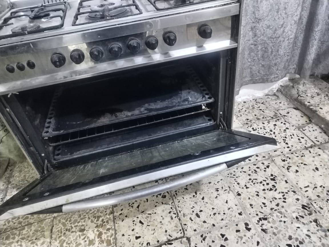 السلام عليكم طباخ ٥مشاعل اثنين يشتغلن والباقيات بيهن دهن السعر ١٠٠مكاني الشعله


**إذا كنت صاحب هذا الإعلان وتريد حذفه لأي سبب، رجاءا أرسل رسالة إلى الدعم الفني**