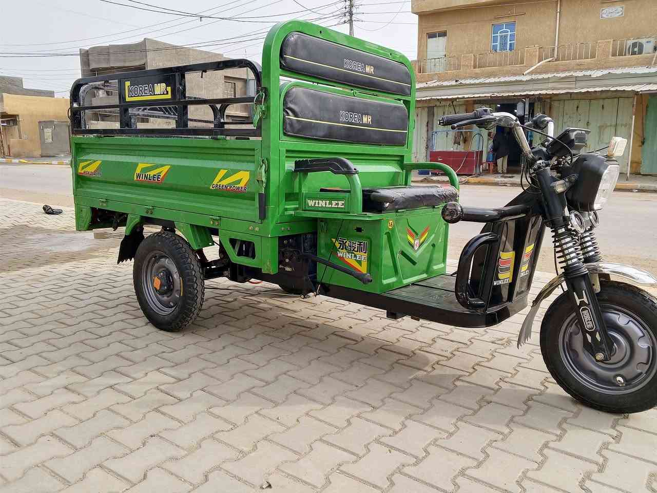 ستوته شحن جديده حيل حجم الكبير 
بطاريات 6 جدد 
كاملة من كلشي 
السعر مليون 
شمال بغداد الطارميه 
الهاتف ***********
