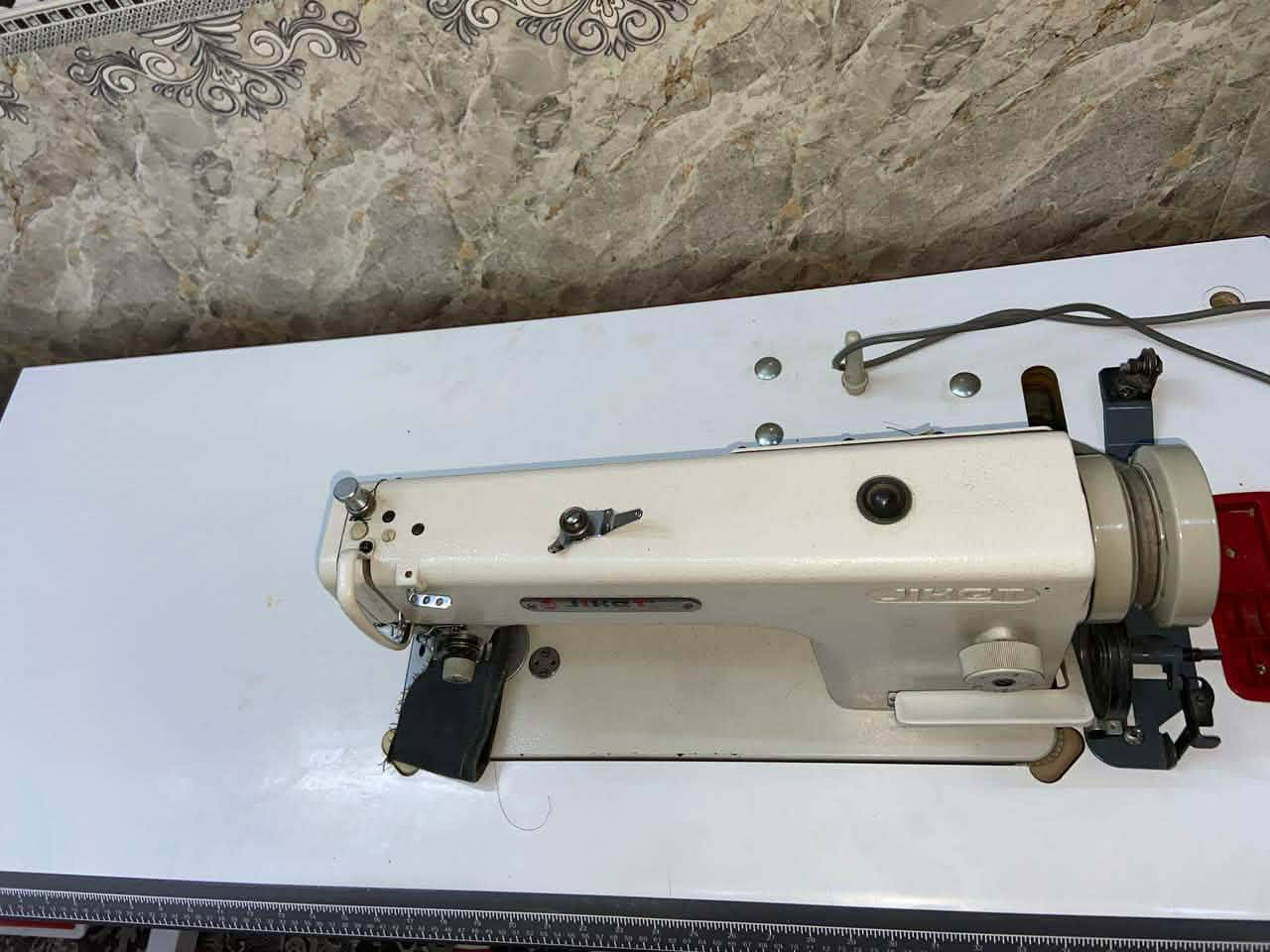 ماكنة خياطه نوع جاكيت نظيفه جدا استعمال بيت ما طورها كاتم تحكم سرعه اقتصادي بسعر 225مكاني بغداد مدينة الصدر شماعية
***********
عباس
