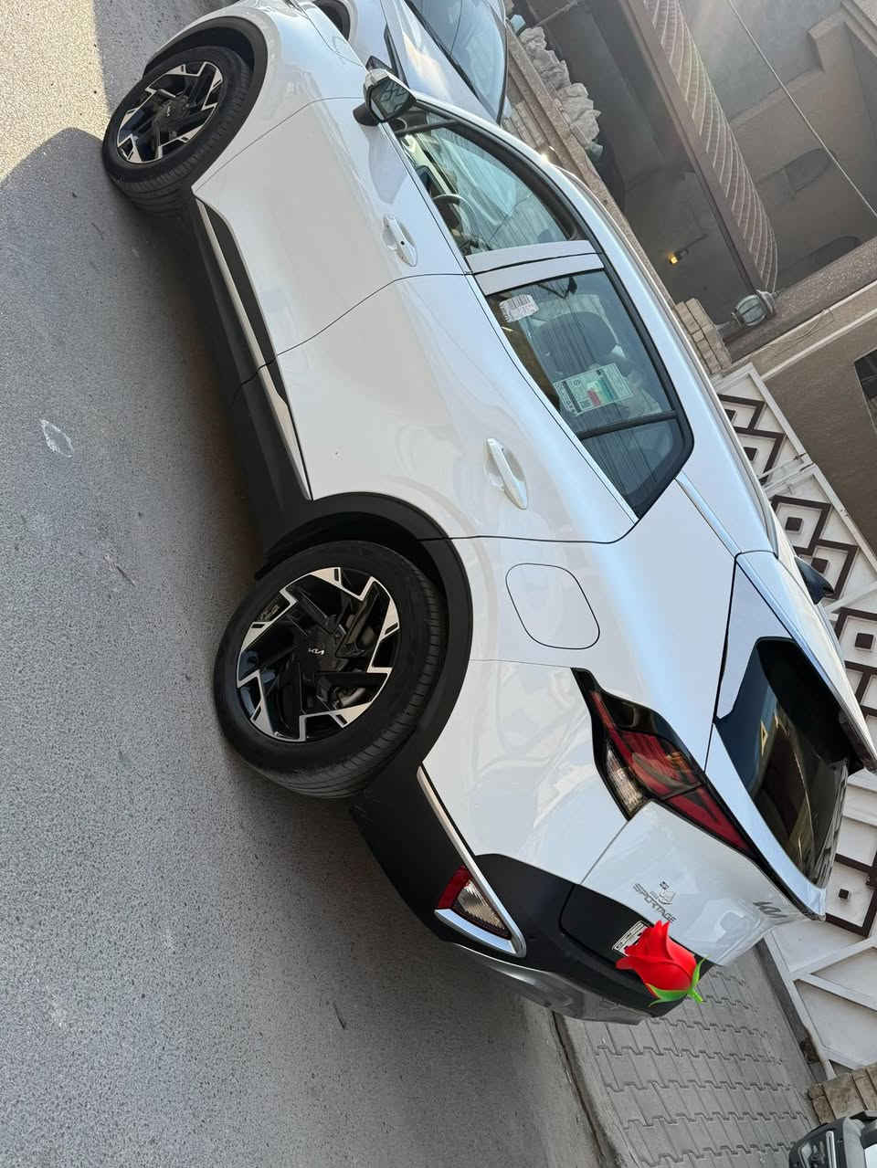 السلام عليكم
كيه سبورتج ٢٠٢٥خليجي ضمان شركة الدوليه ٥سنوات

رقم بغداد 

داخل بيجي شفتات مري شفط ترحيب كشنات كهرباء تدفأه 

استيرن تدفأه جنطه كهرباء بصمه تشغيل 

موديل 2025

ماشيه 20 كيلو 

السياره فول ماعدا البانوراما

السيارة جديده كلش 

بغداد اصليخ ٦٠٠

ا

للاستفسار /***********
